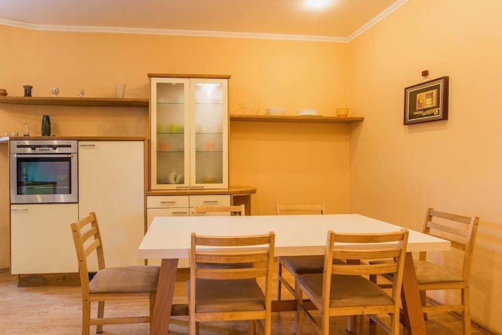 Old Town Apartment Next To Saint Peter'S Church Riga Dış mekan fotoğraf
