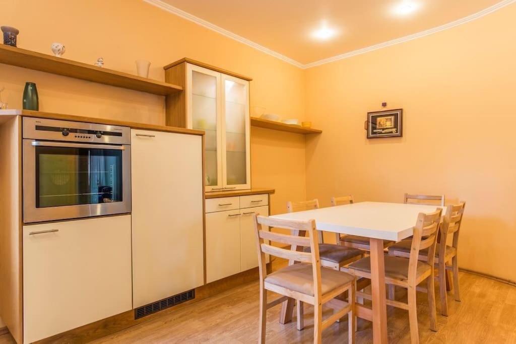 Old Town Apartment Next To Saint Peter'S Church Riga Dış mekan fotoğraf